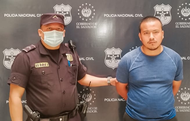 PNC captura a violador en Santa Tecla que se hacía pasar por taxista pnc-captura-a-violador-en-santa-tecla-que-se-hacia-pasar-por-taxista